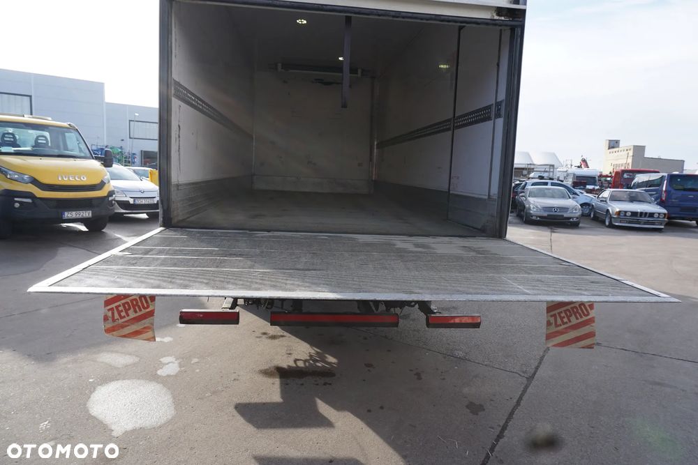 Mercedes-Benz Atego 821 - 22