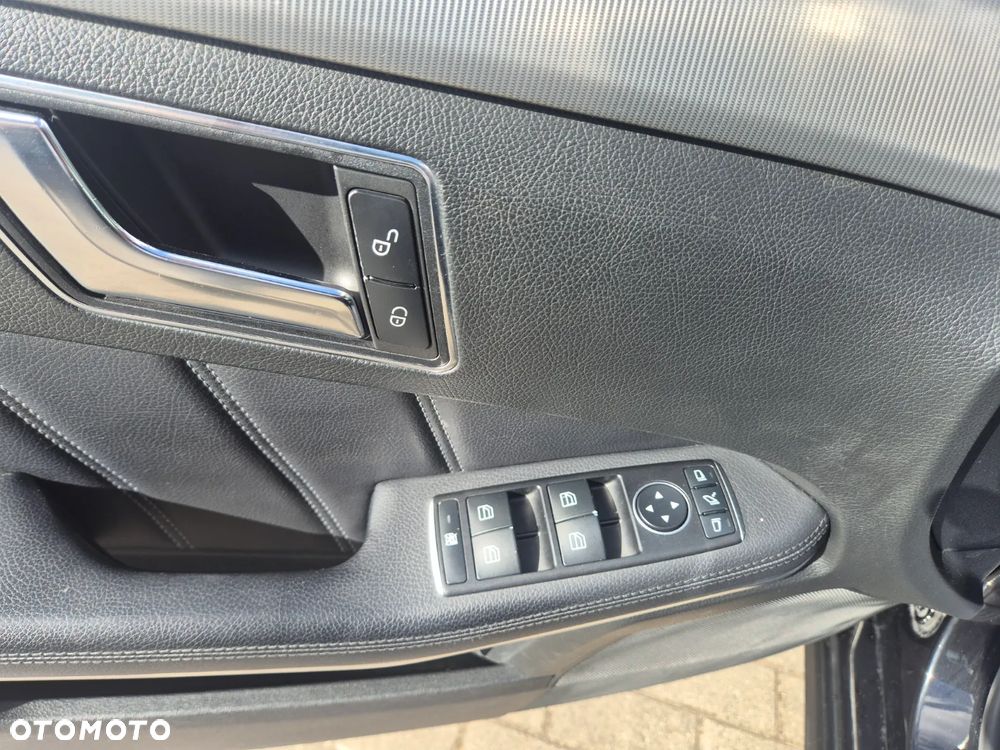Mercedes-Benz Klasa E 200 BlueTEC 7G-TRONIC Edition - 21