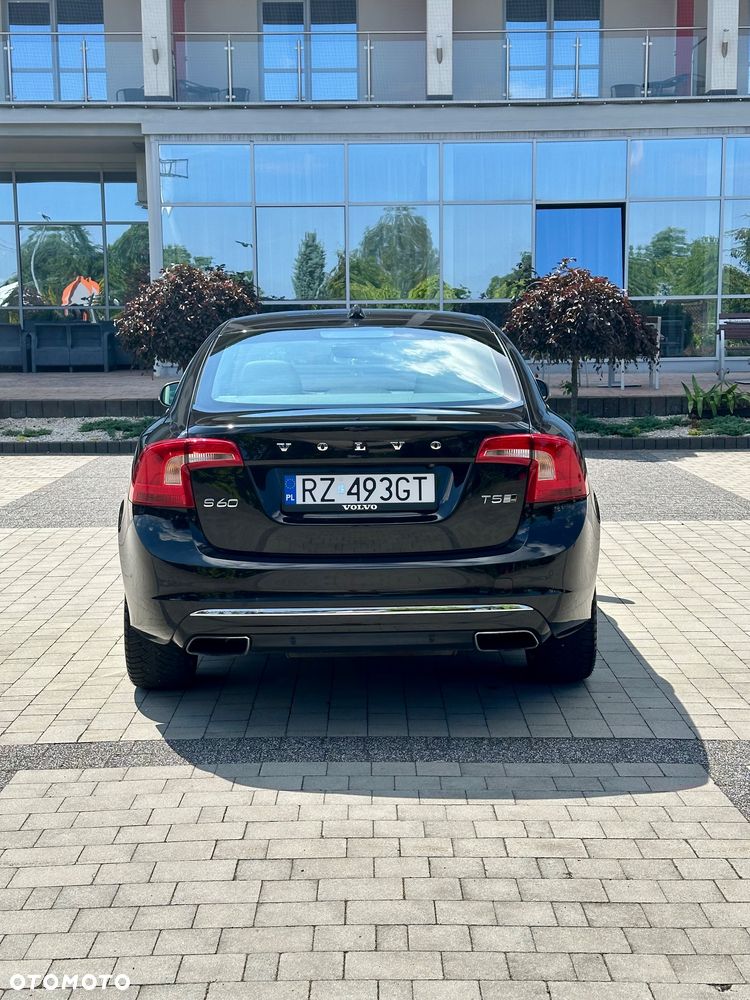 Volvo S60 - 8