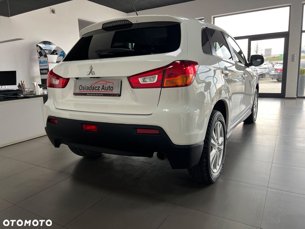 Mitsubishi ASX - 5