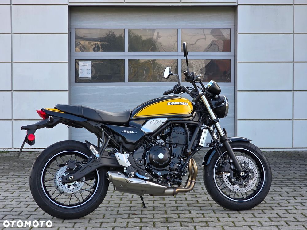 Kawasaki Z 650 RS - 9