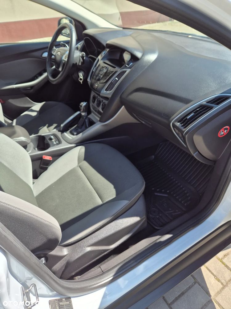 Ford Focus - 14