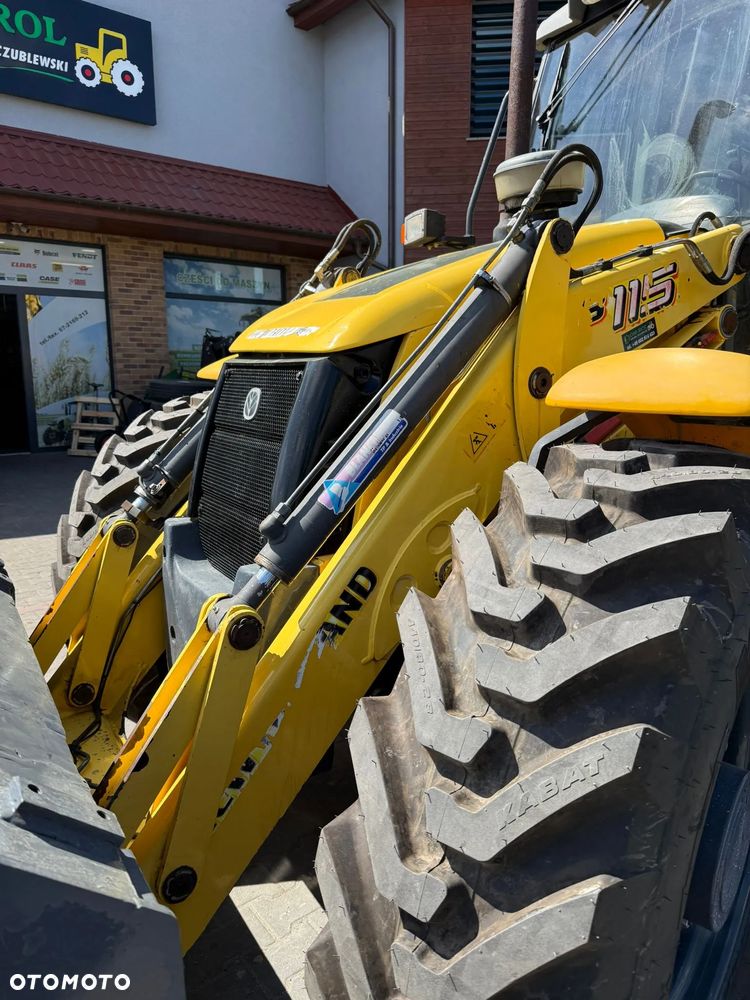 New Holland LB 115 B JCB 4 CX CASE - 9