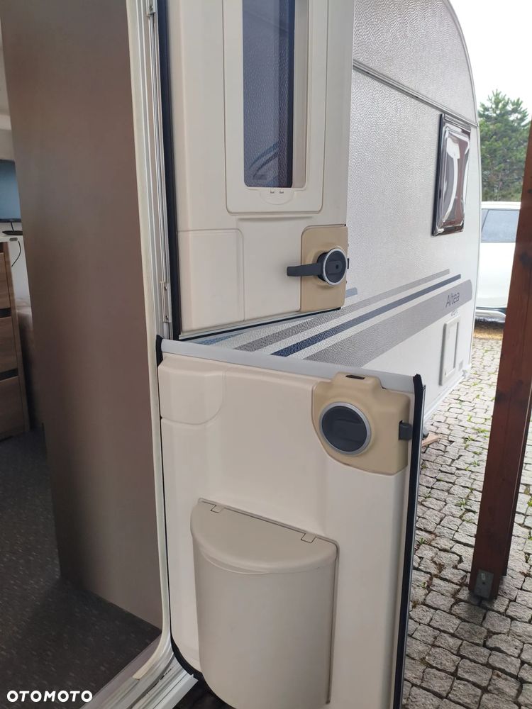 Adria - 35