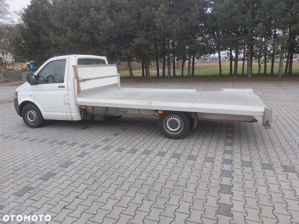 Volkswagen Transporter - 2