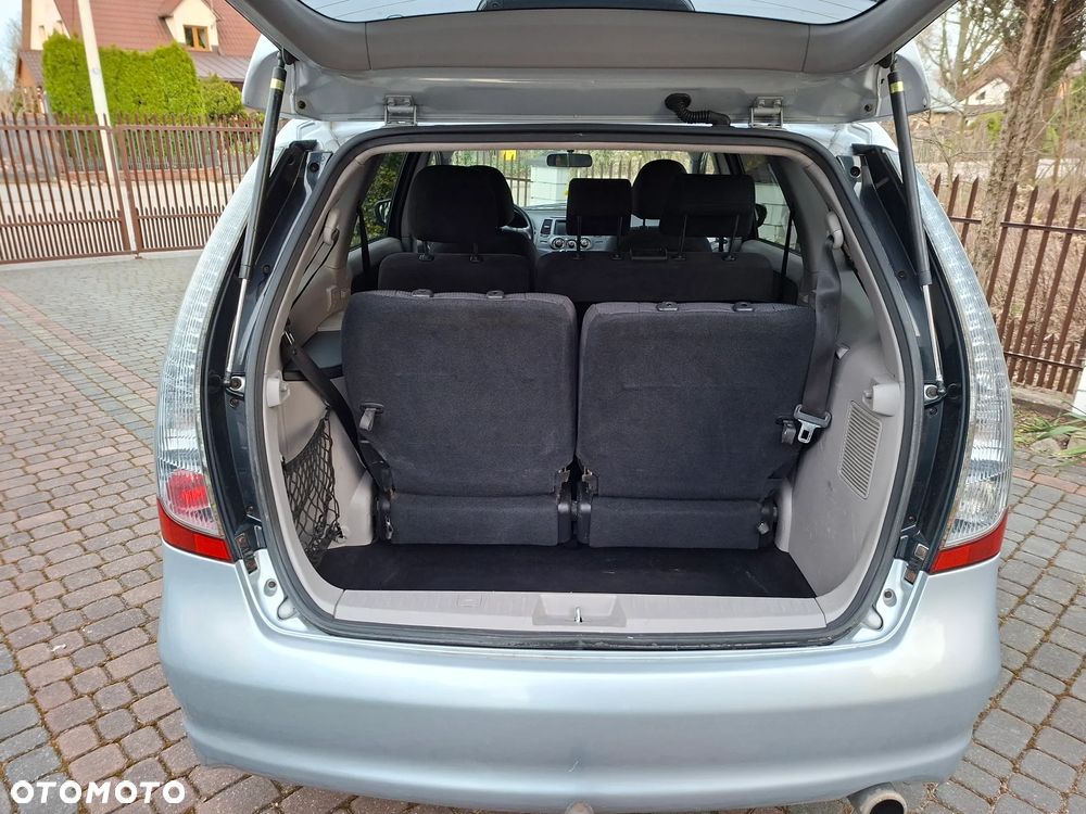 Mitsubishi Grandis 2.0 DI-D 7-Sitzer Intense - 23