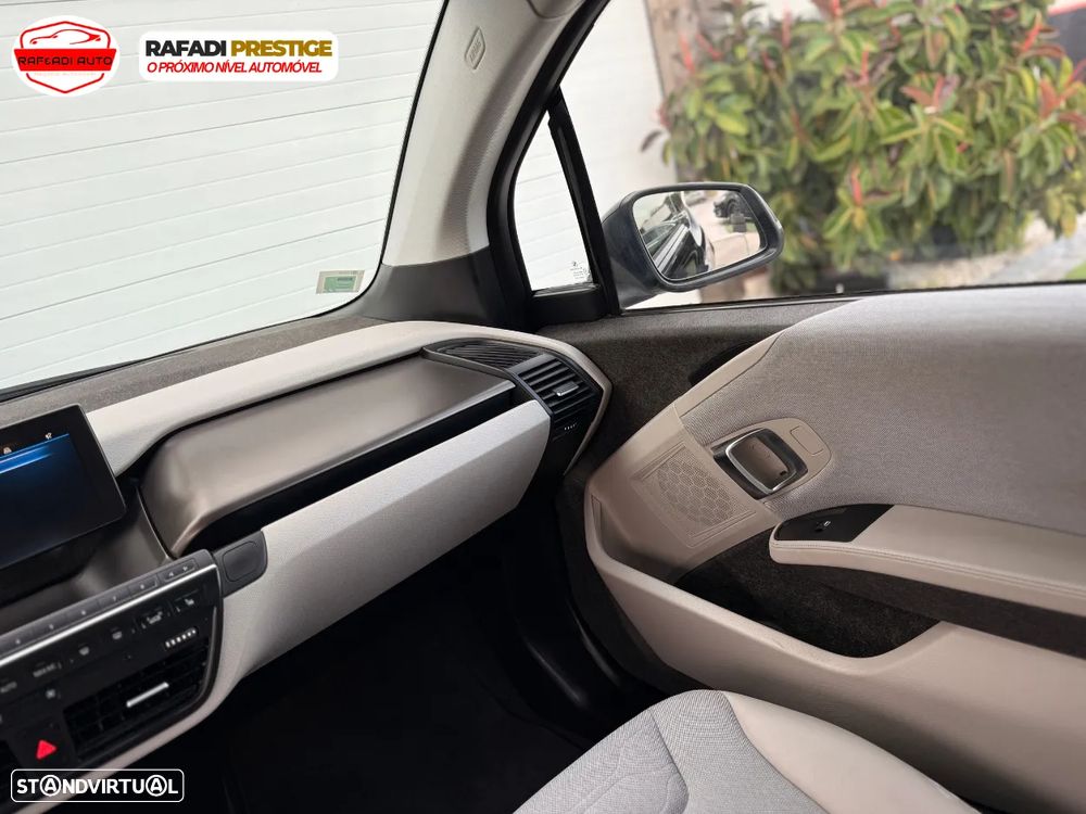 BMW i3 (120 Ah) - 12