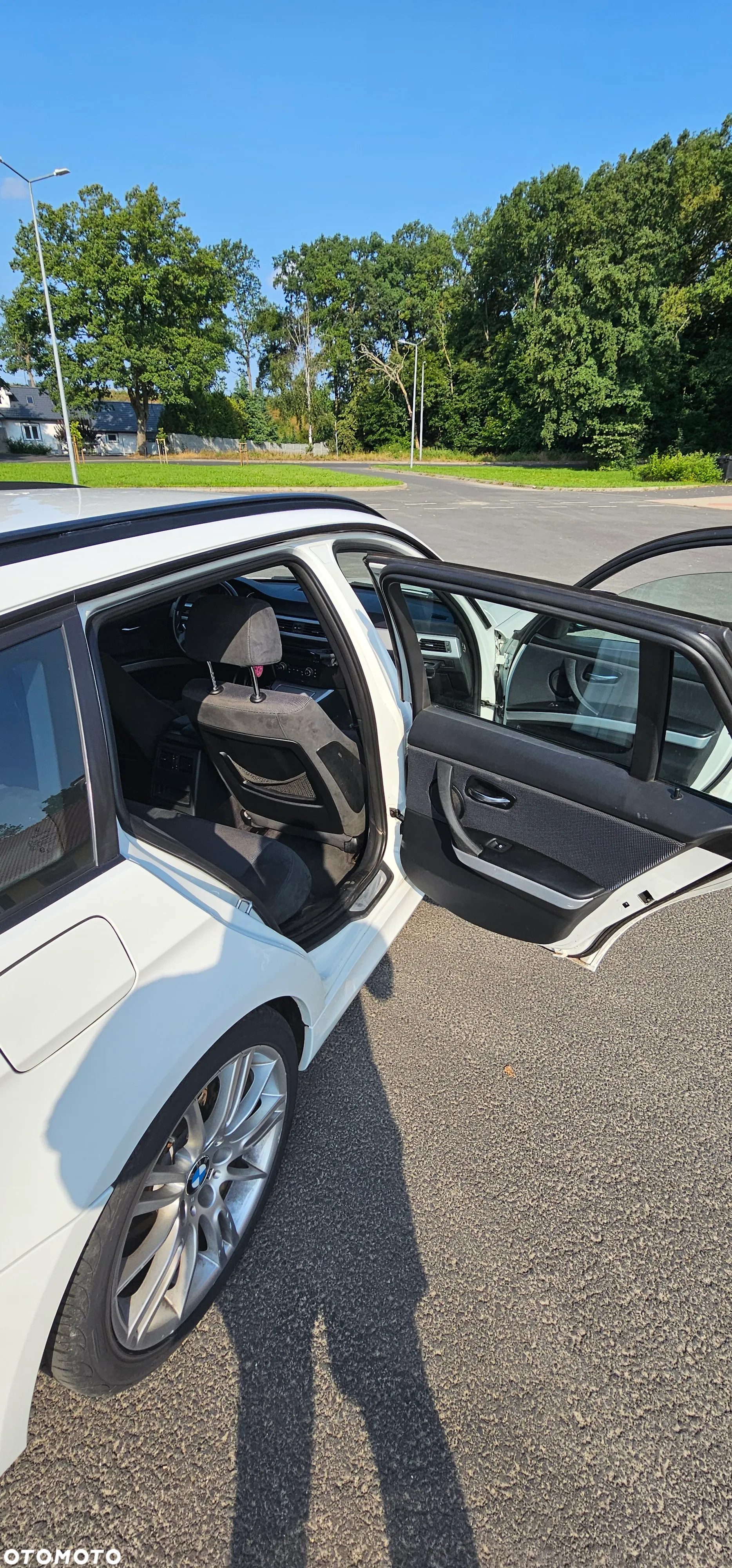 BMW Seria 3 318d Touring Sport Line - 10