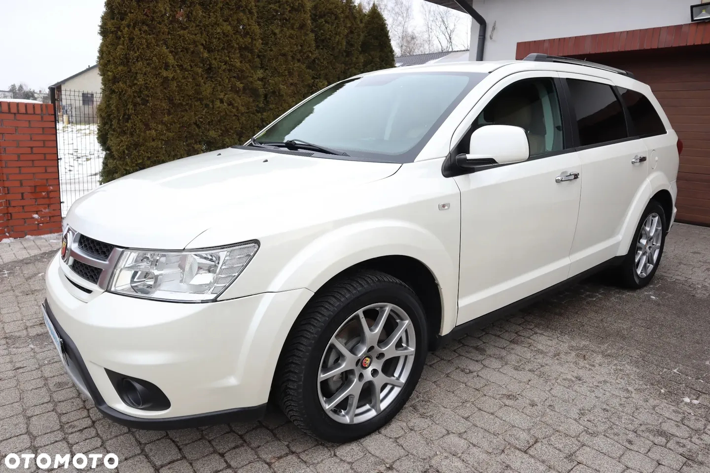 Fiat Freemont 2.0 Multijet 16V DPF Automatik Allrad Lounge - 2