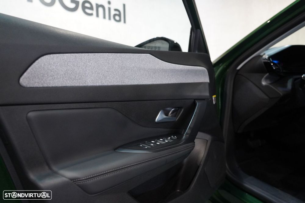 Peugeot e-308 54 kWh Allure - 46