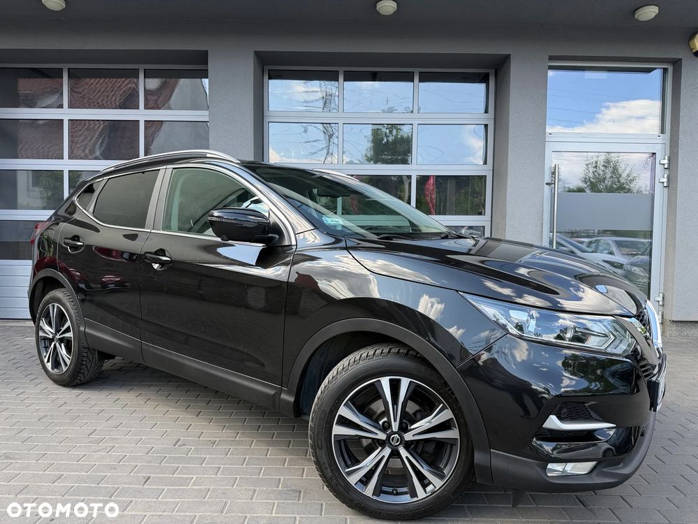 Nissan Qashqai 1.3 DIG-T N-Connecta DCT - 25