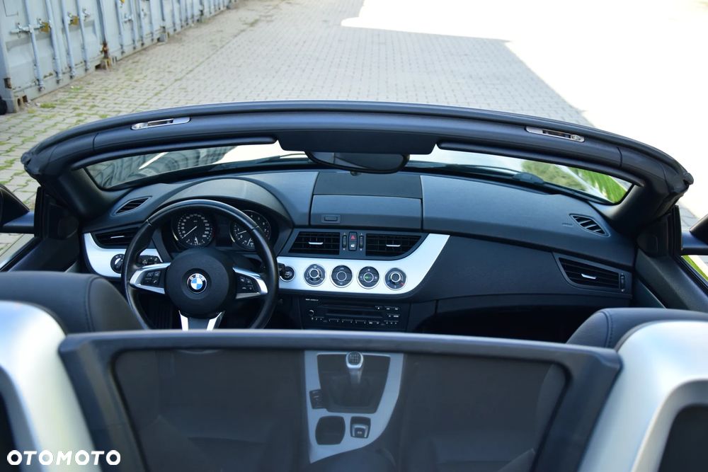 BMW Z4 sDrive30i - 24