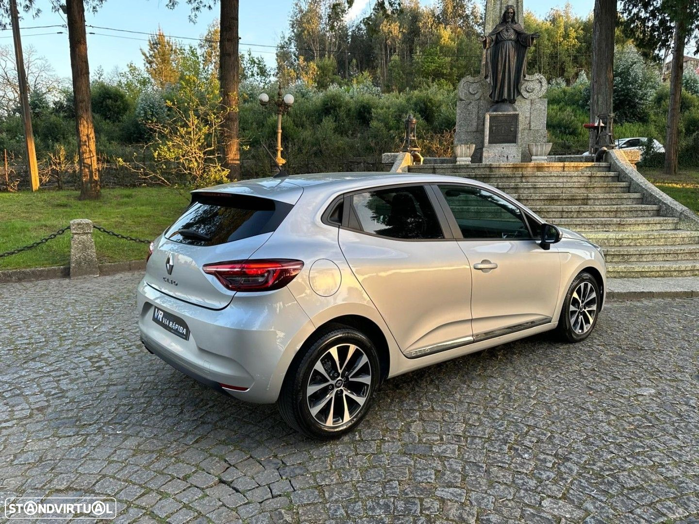 Renault Clio 1.0 TCe Intens Bi-Fuel - 30