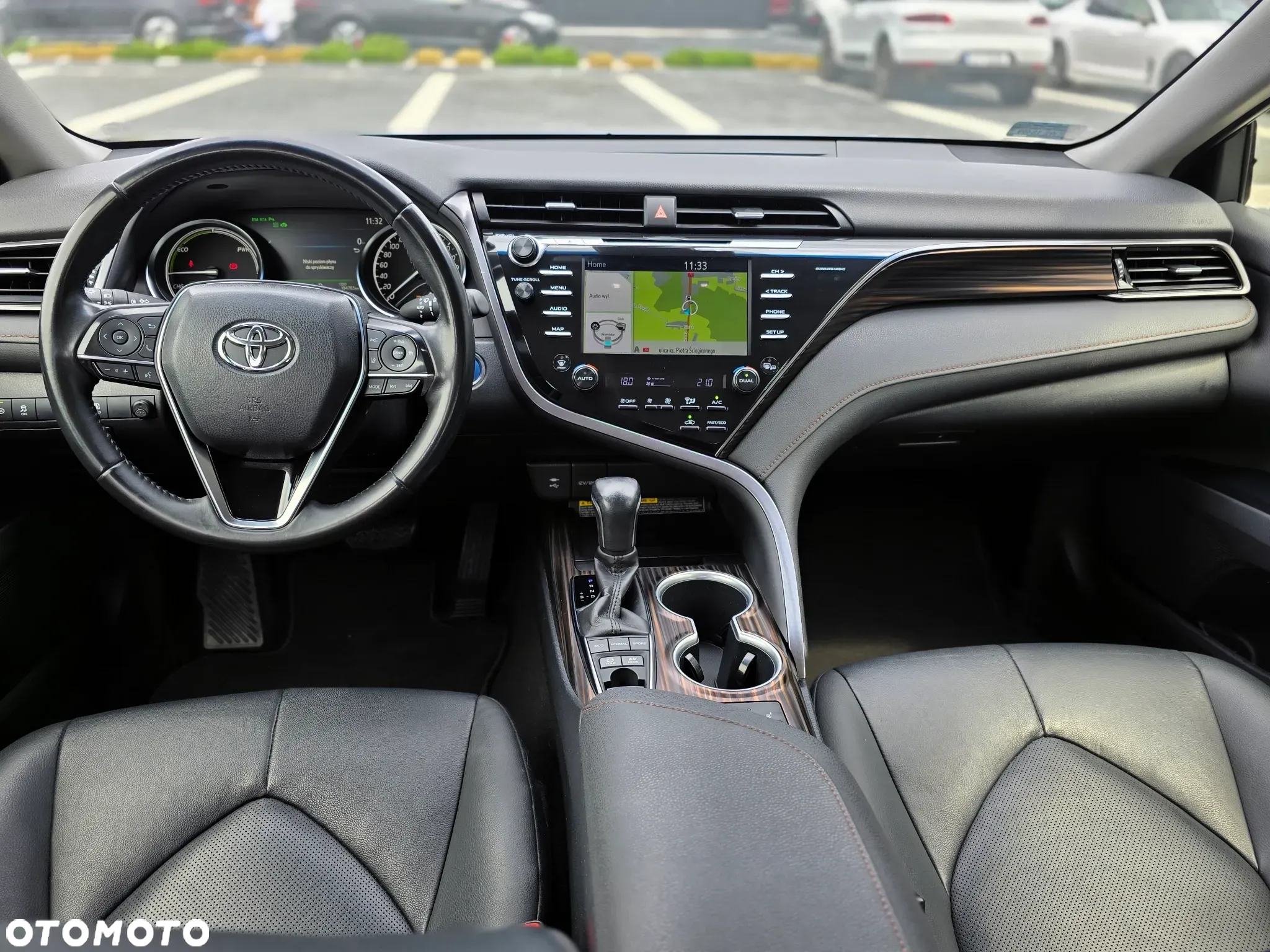 Toyota Camry 2.5 Hybrid Executive CVT - 13