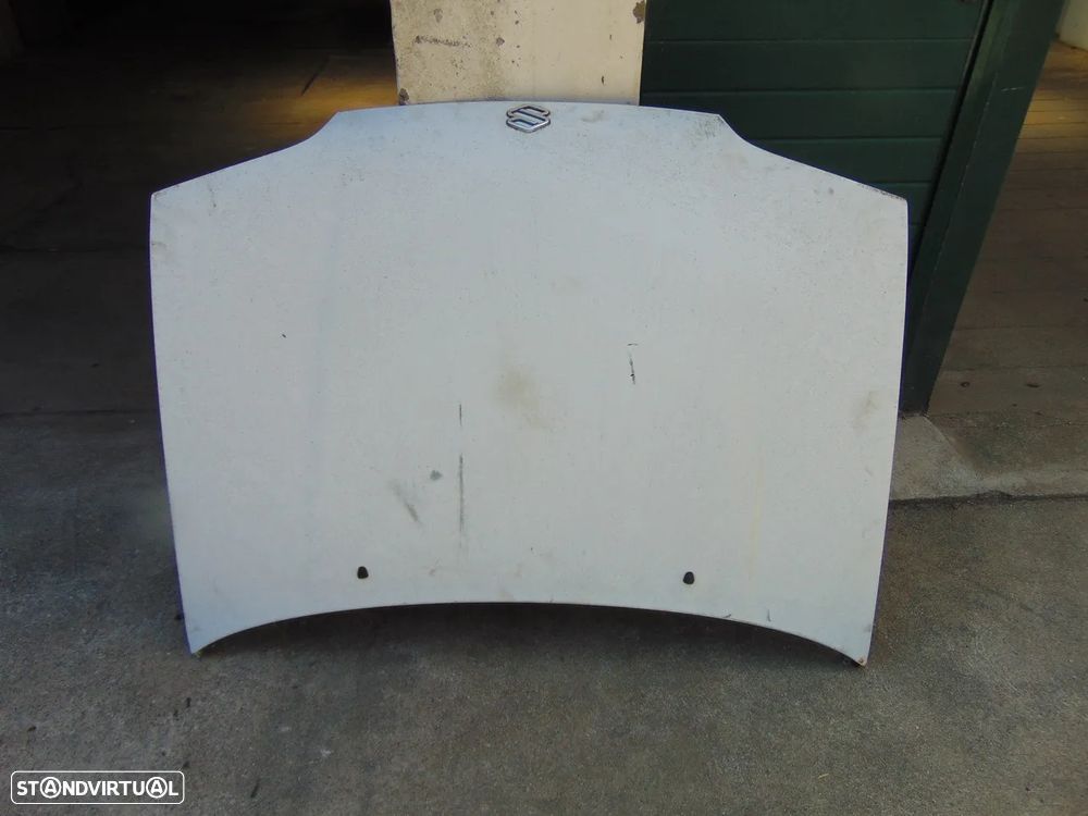 Suzuki Swift capot - 1