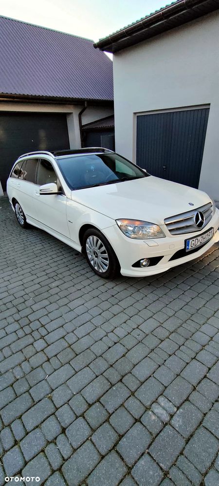 Mercedes-Benz Klasa C 180 CGI Automatik BlueEFFICIENCY Avantgarde - 1