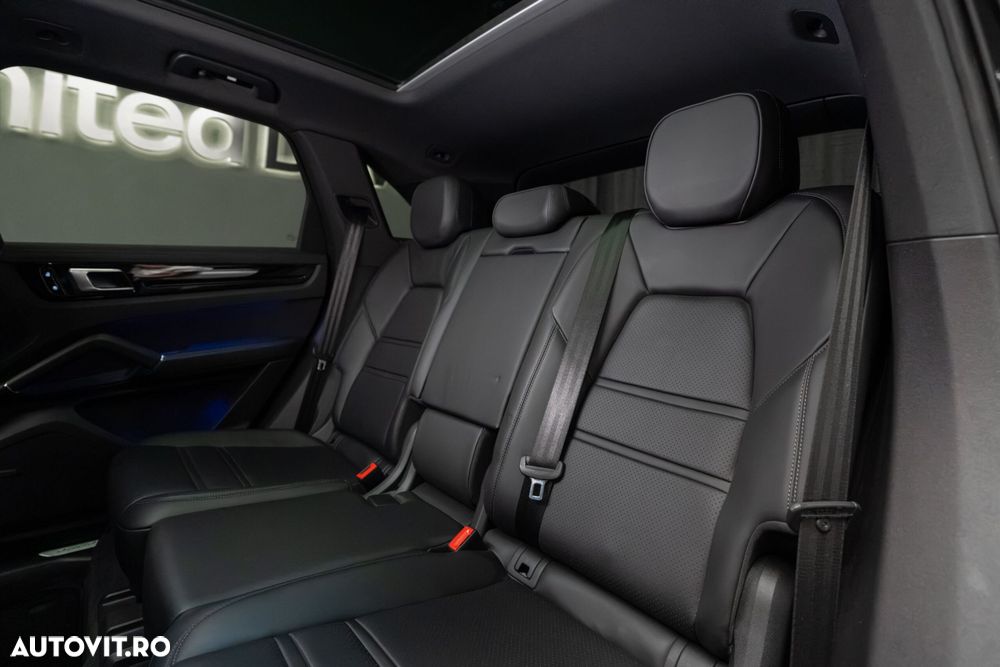 Porsche Cayenne E-Hybrid Tiptronic S - 31