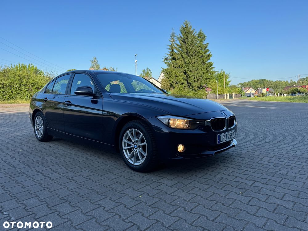 BMW Seria 3 316d - 2