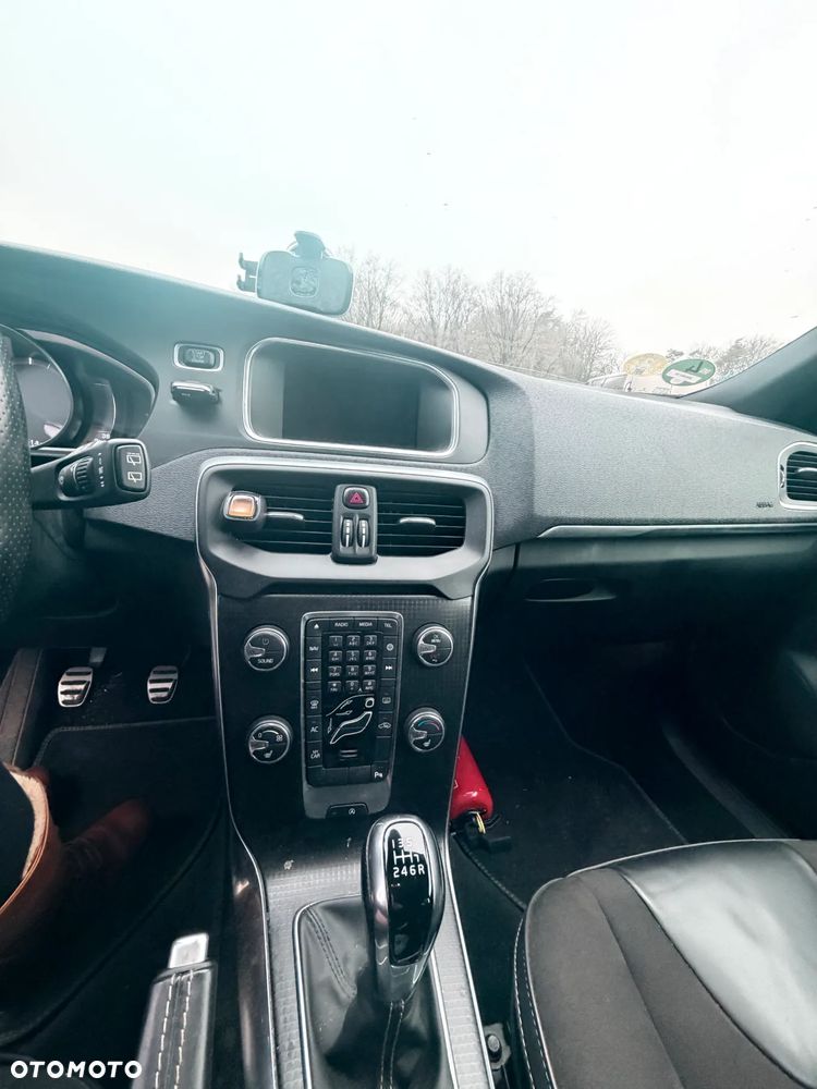 Volvo V40 D3 Drive-E R-Design Momentum - 7