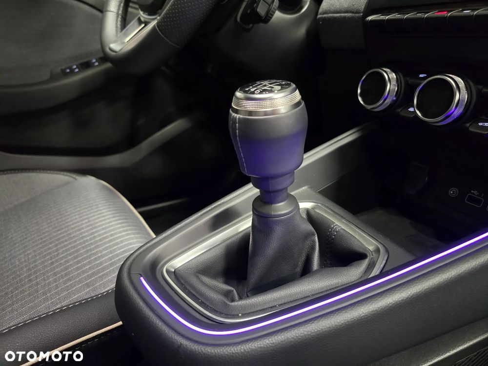 Renault Clio 1.0 TCe Techno - 10