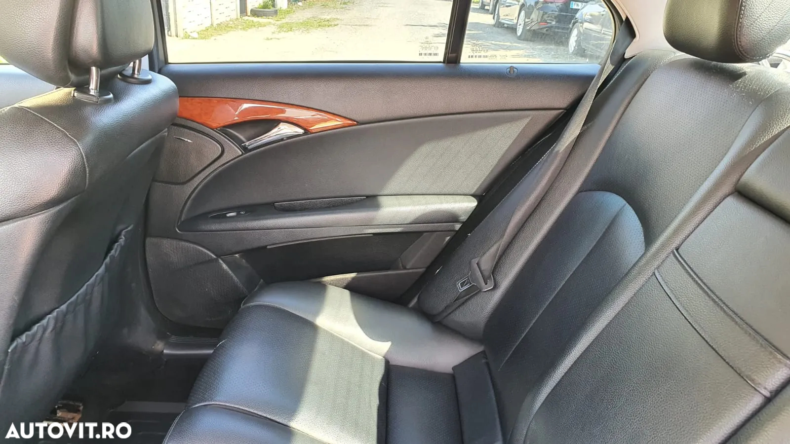 Mercedes-Benz E - 20