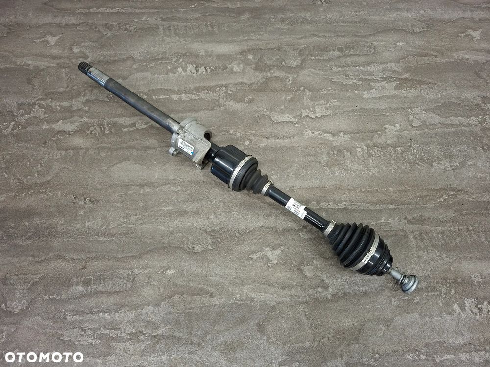 BMW F39 F48 MINI F54 F60 Półoś przód 8611937 / 8611938 - 9