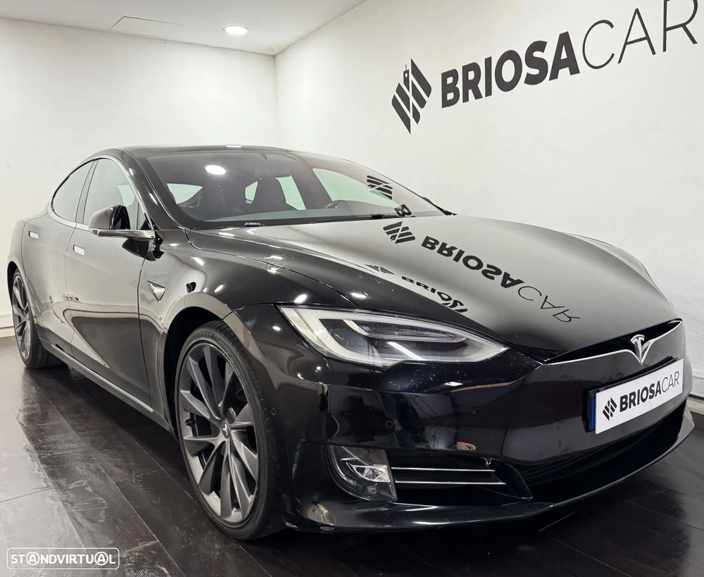 Tesla Model S - 1