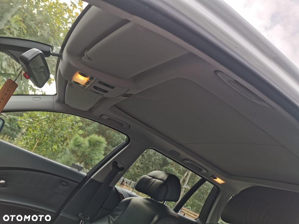 BMW Seria 5 - 22