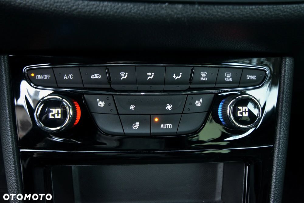 Opel Astra 1.4 Turbo Start/Stop Innovation - 19