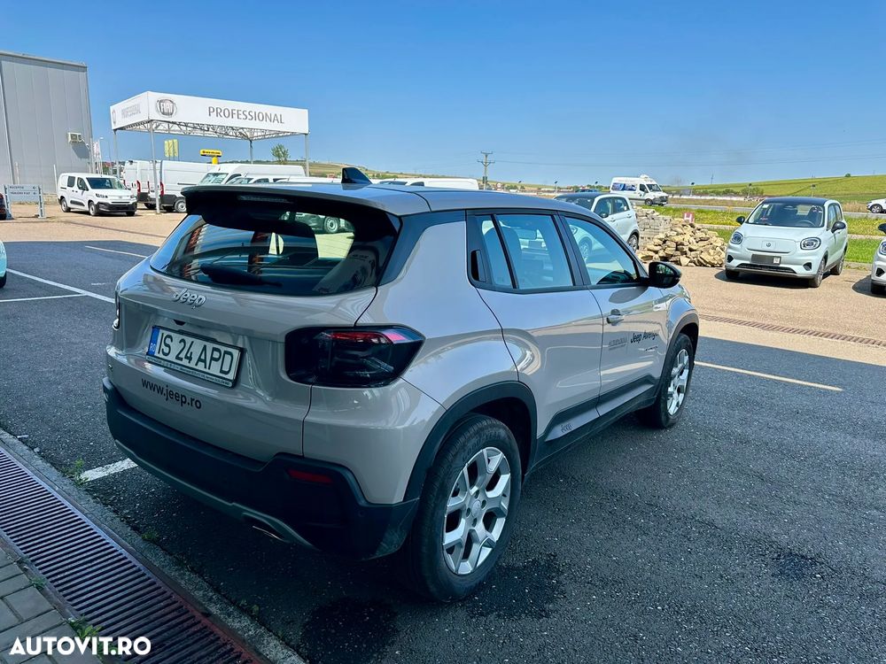 Jeep Avenger 1.2 AT6 Turbo MHEV Altitude - 4