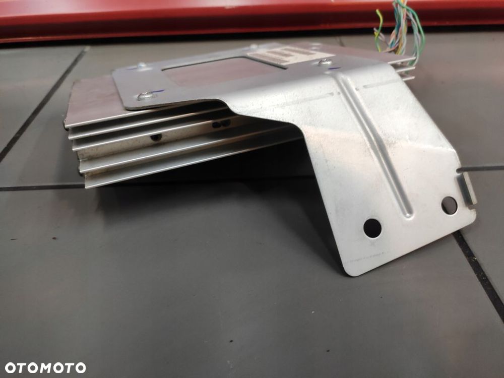 CHRYSLER 300C MODUŁ WZMACNIACZ RADIA AUDIO 05064353AH MOCOWANIE ORYGINAŁ - 4