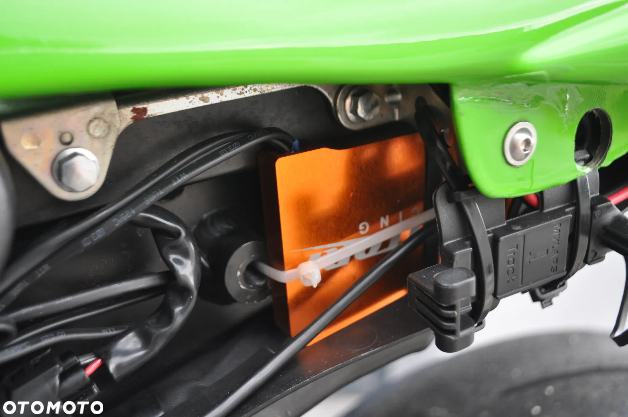 Kawasaki ZXR - 30