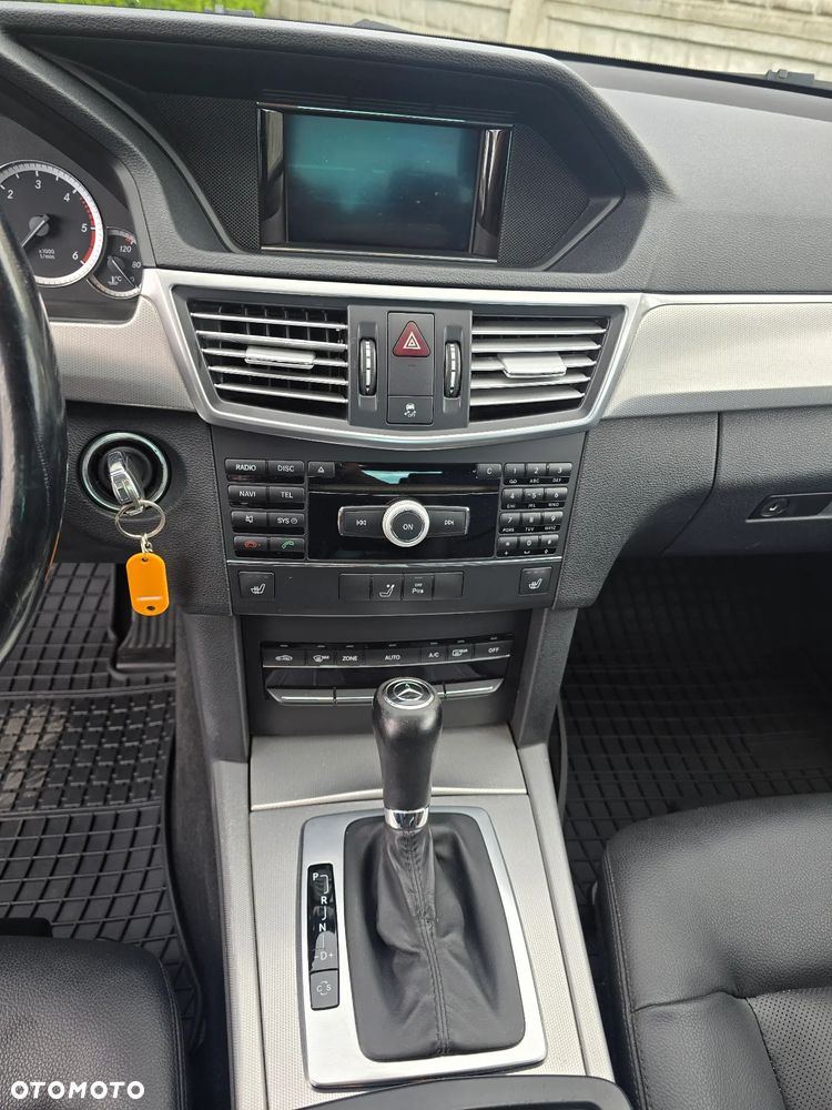 Mercedes-Benz Klasa E 220 CDI Automatik Elegance - 13