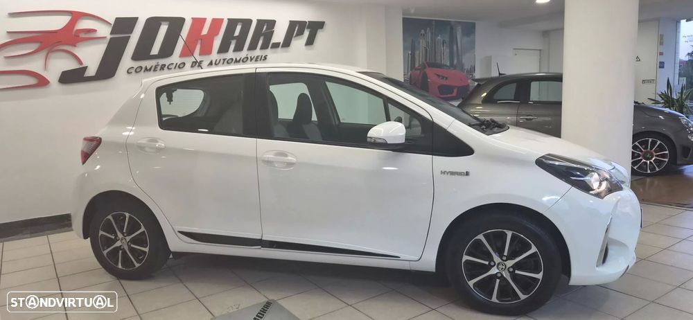 Toyota Yaris 1.5 HSD Comfort+P.Style - 12