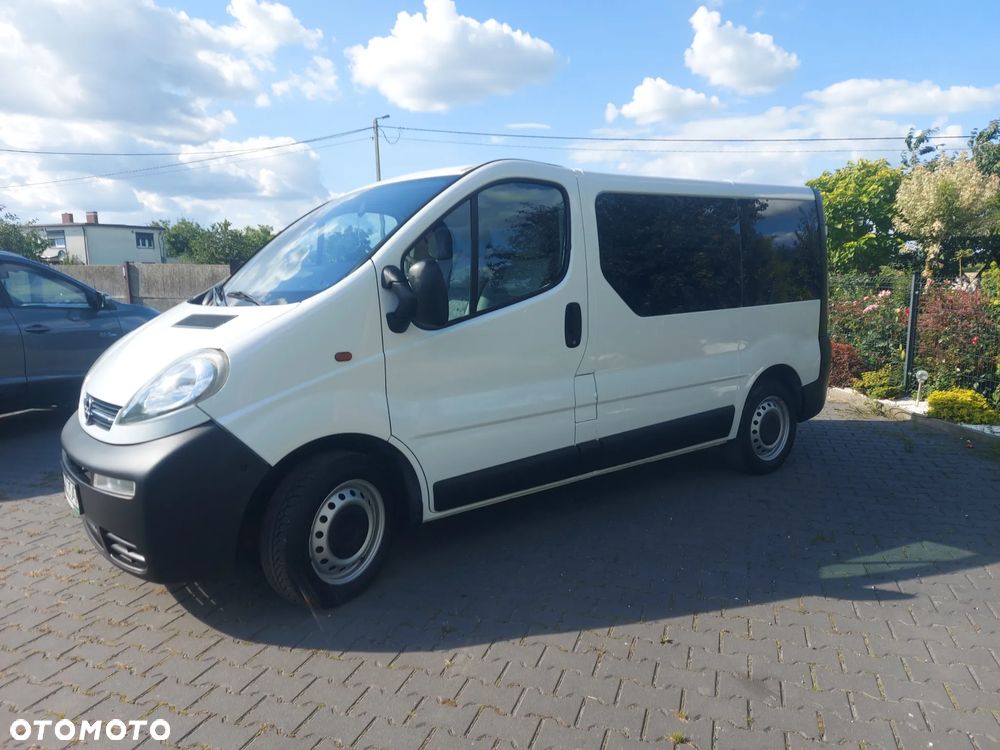 Opel Vivaro - 15