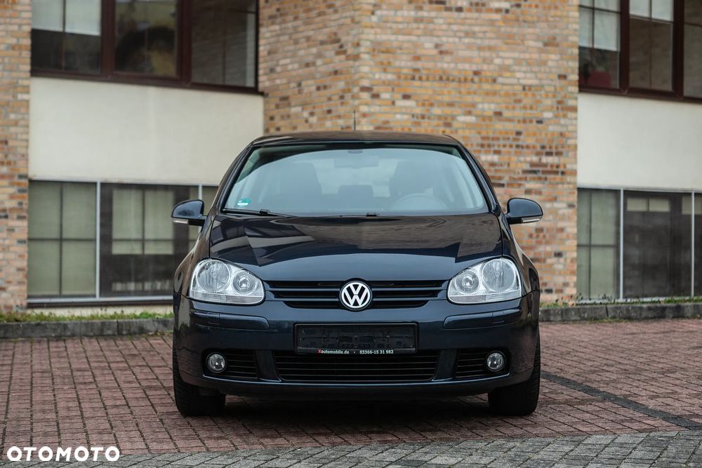 Volkswagen Golf - 5