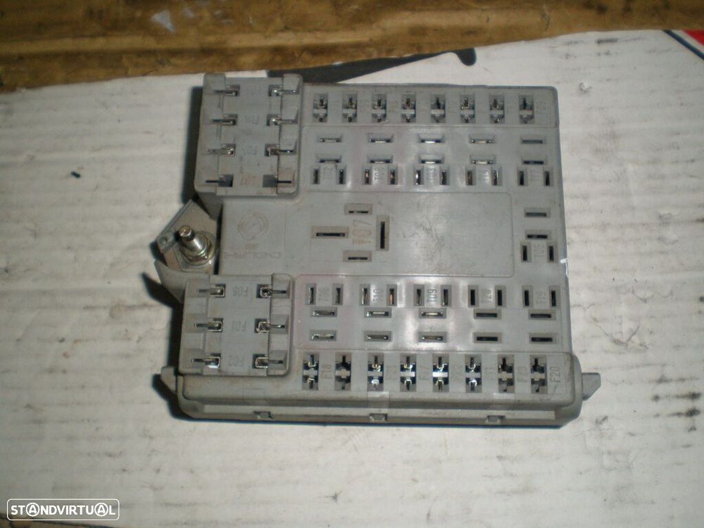Caixa Fusiveis 46766773 FIAT PUNTO 2 2001 DELPHI - 1