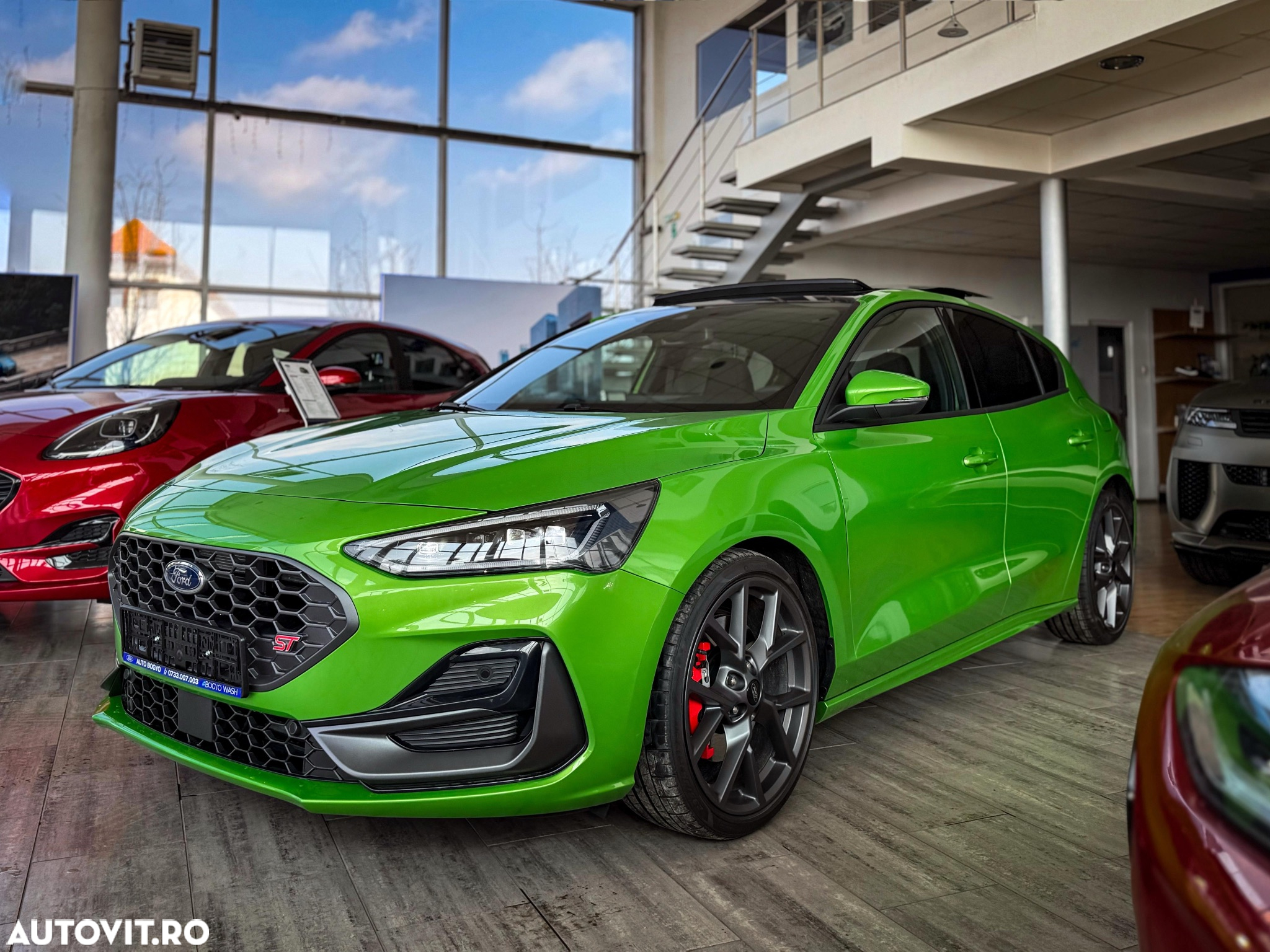 Ford Focus 2.3 Ecoboost ST X - 8