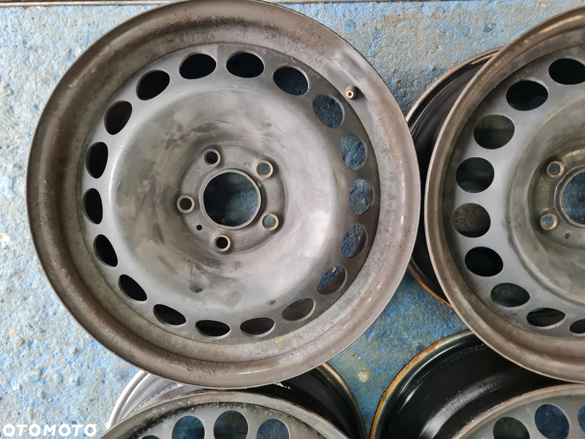 Audi A4 B8 Felgi Stalowe 16 - 2