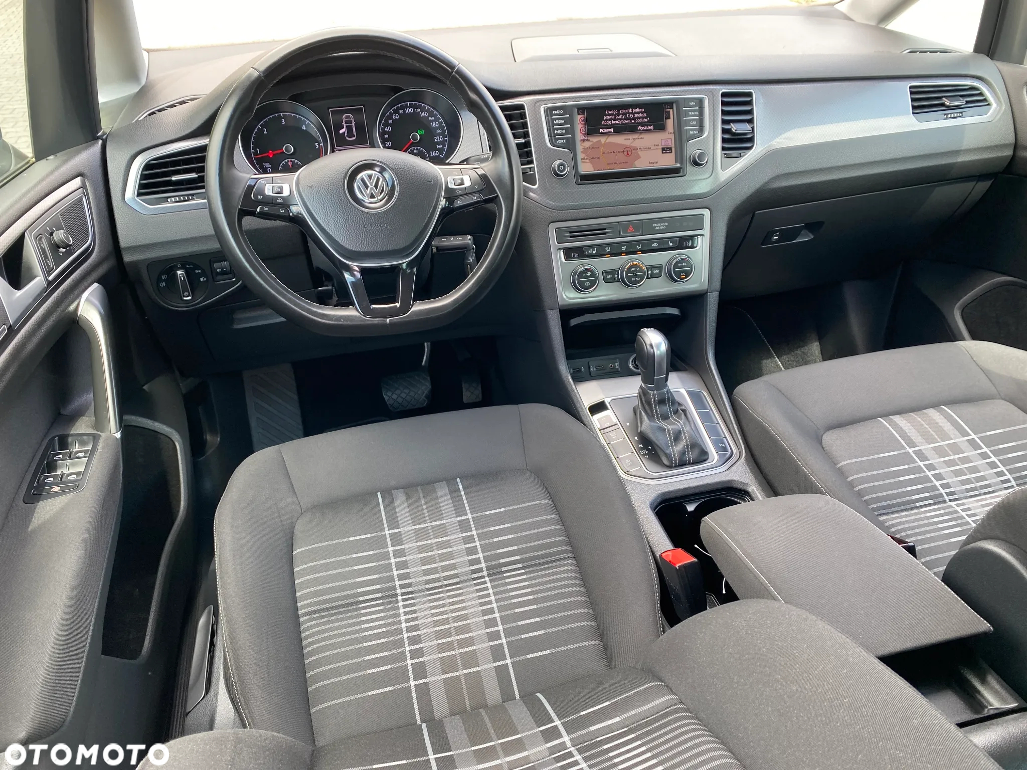 Volkswagen Golf Sportsvan - 32