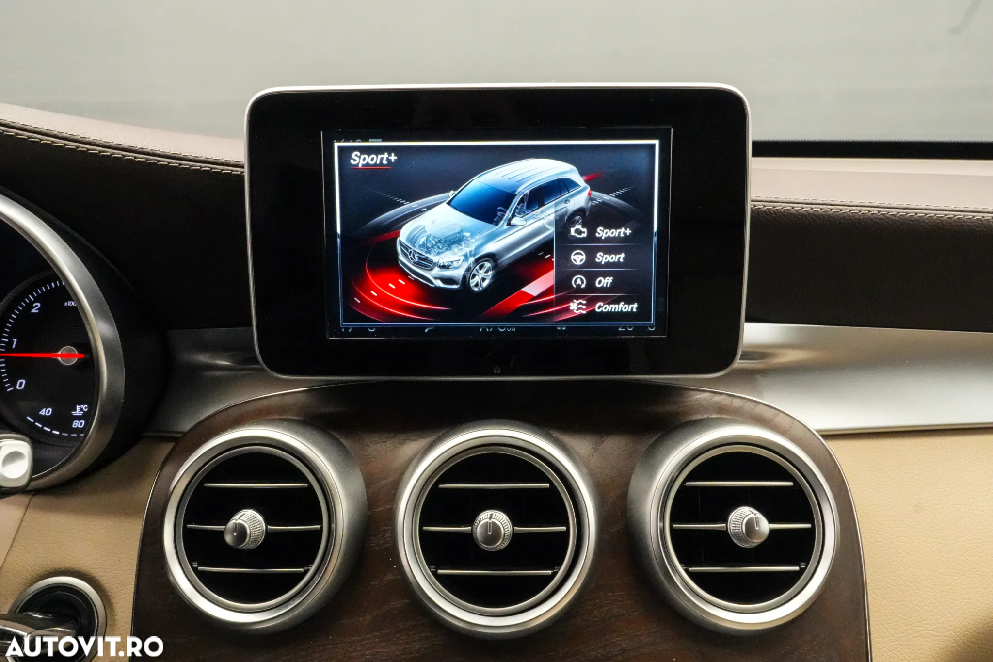 Mercedes-Benz GLC 220 d 4MATIC - 20