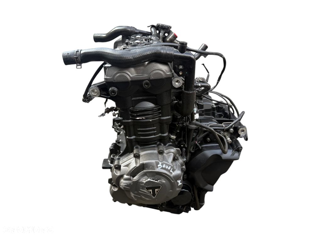 Silnik  Triumph  Speed Triple 1200 RS 2022Rok  3.000km  14Dni GW - 1