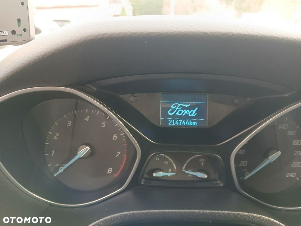 Ford Focus 1.6 Edition - 19