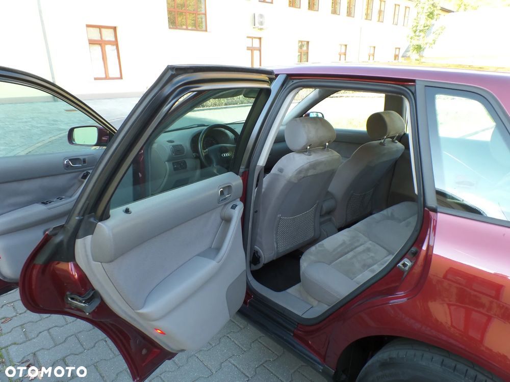Audi A3 Sportback - 16