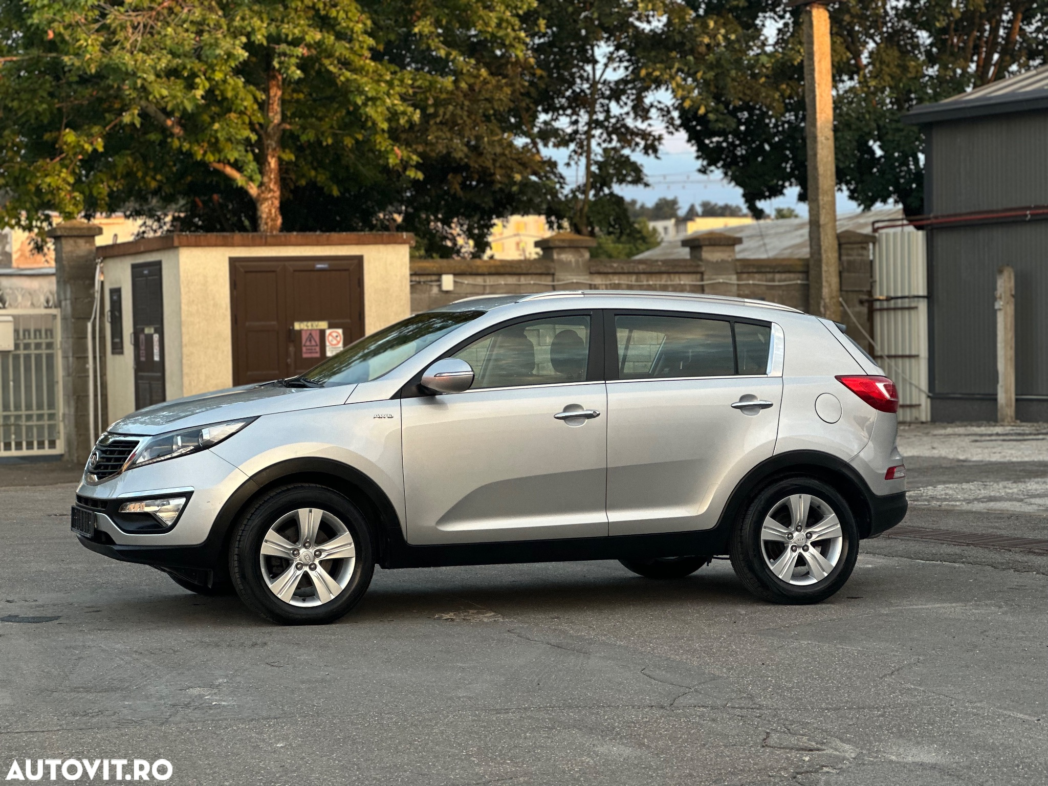Kia Sportage 2.0 CRDI AWD Aut. Dream-Team Edition - 32