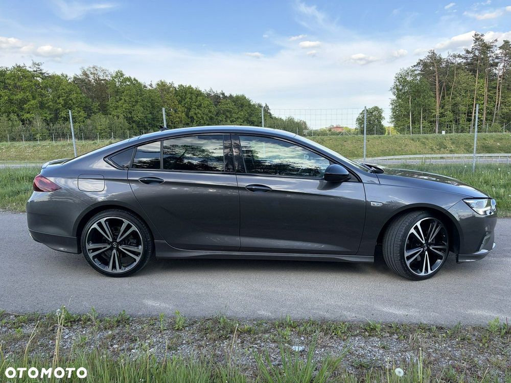 Opel Insignia - 2