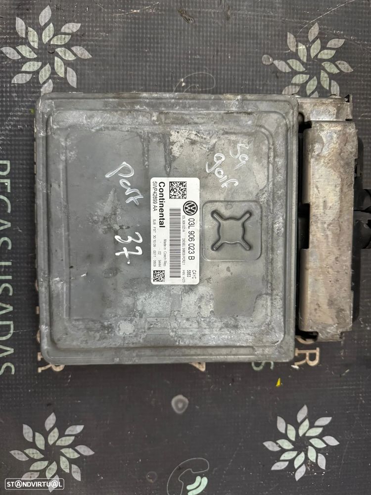 Centralina usada SIEMENS 03L906023B VW GOLF VI 6 1.6 TDI CAY - 1