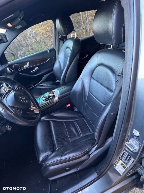 Mercedes-Benz GLC - 38