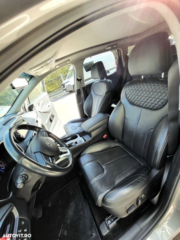 Hyundai Santa Fe 2.2 CRDi 4WD 8AT Luxury - 9