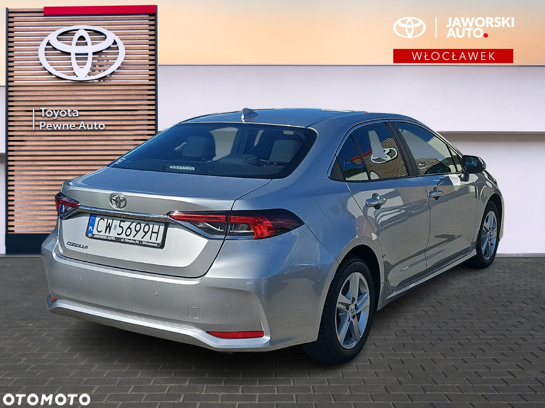 Toyota Corolla - 5